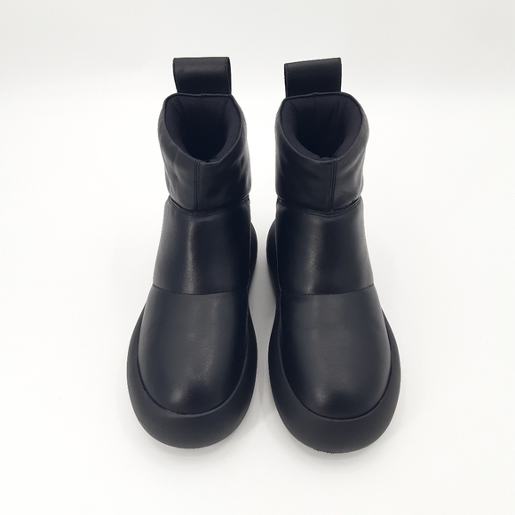 VAGABOND | Aylin Puff Boots in Black Leather - Picture 4 of 13